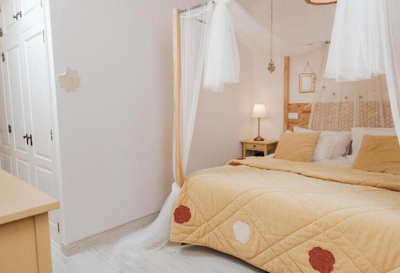 سوییت لوکس, Boutique Hotel   O House Ericeira Hills