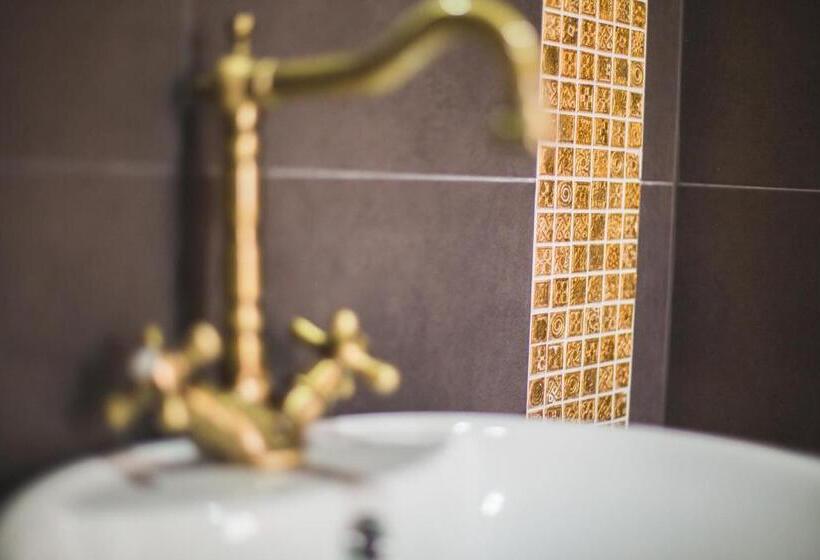 سوییت لوکس, Boutique Hotel   O House Ericeira Hills