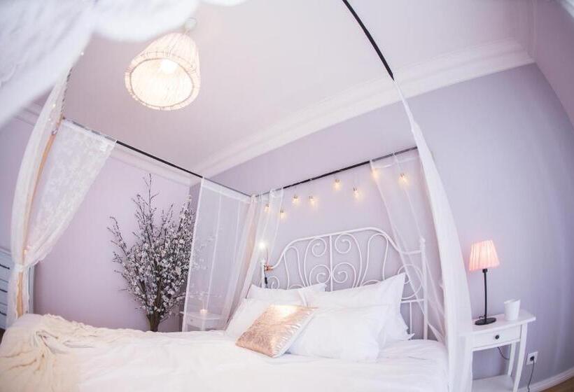 سوئیت با تخت بزرگ, Boutique Hotel   O House Ericeira Hills