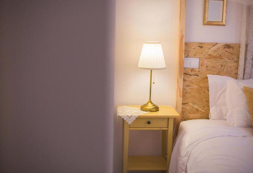 سوییت لوکس, Boutique Hotel   O House Ericeira Hills