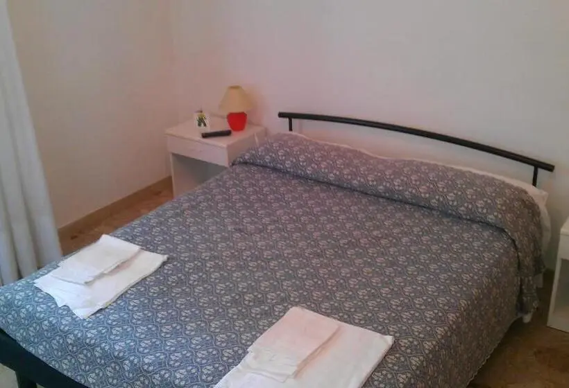 اتاق استاندارد چهار تخته, Country House Una