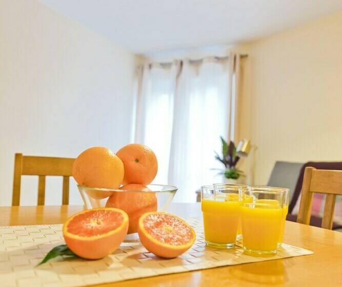 דירת חדר, Broc House Suites