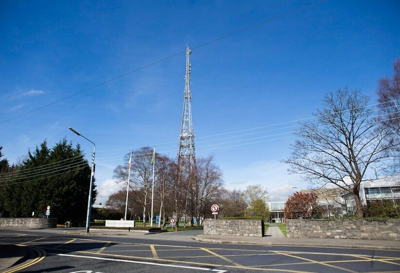 דירת חדר, Broc House Suites