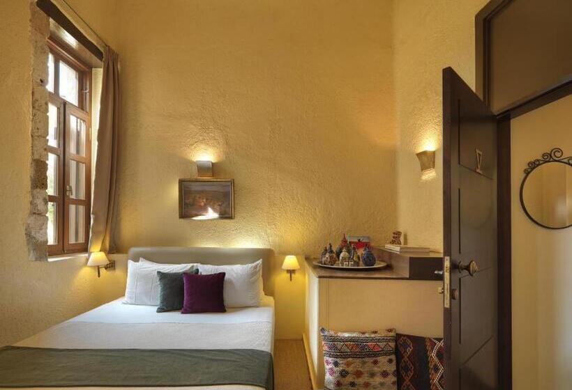 Номер Стандарт, Alcanea Boutique