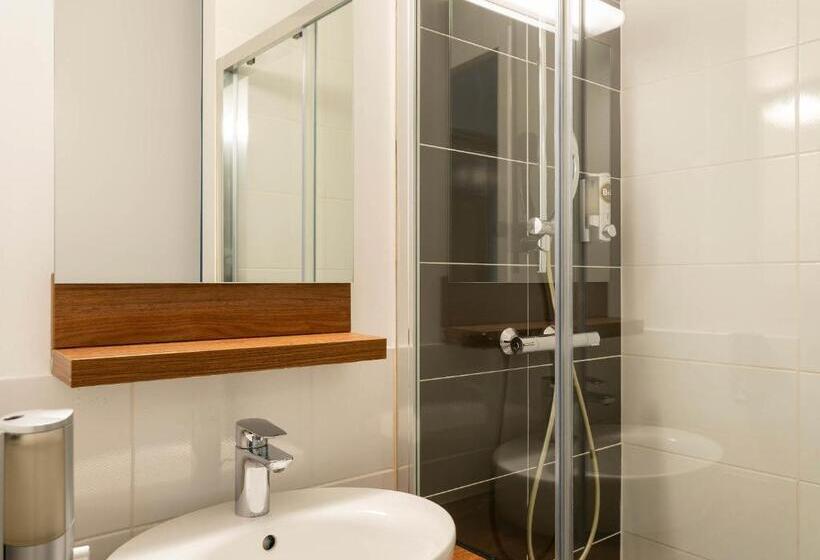 اتاق استاندارد, B&b Hotel Saint Nazaire Pornichet