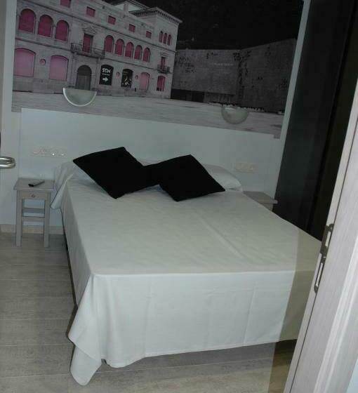 기본룸, Pensión Koxka