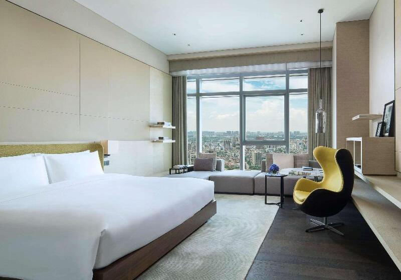 اتاق سوپریور با تخت بزرگ, Sofitel Foshan Shunde   Free Shuttle Bus During Canton Fair