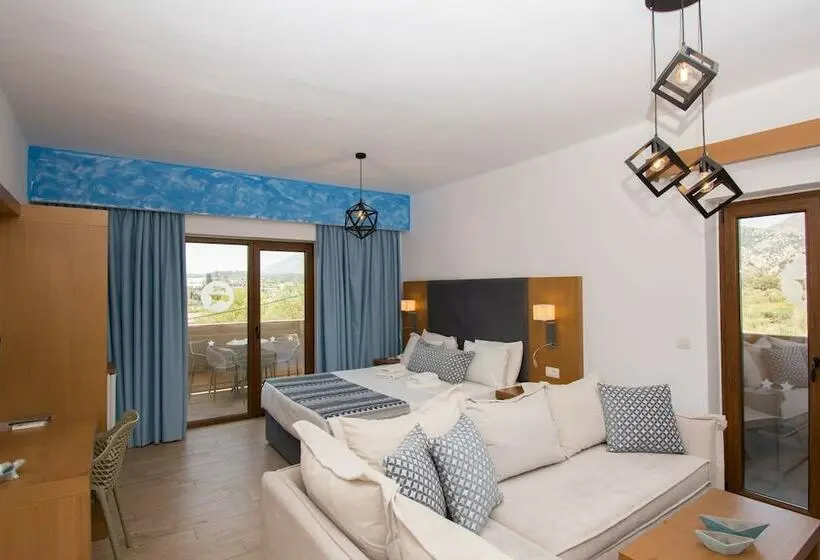 سوییت جونیور, Yianna Caravel Suites By Checkin Adults Only