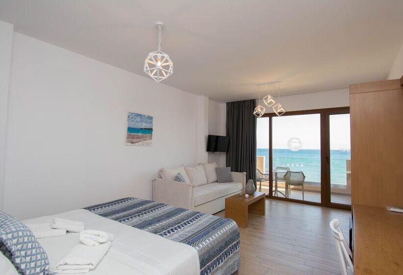 Полулюкс Вид на Море, Yianna Caravel Suites By Checkin Adults Only