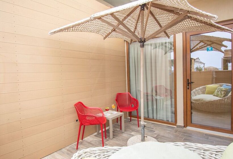 Номер Deluxe, Yianna Caravel Suites By Checkin Adults Only