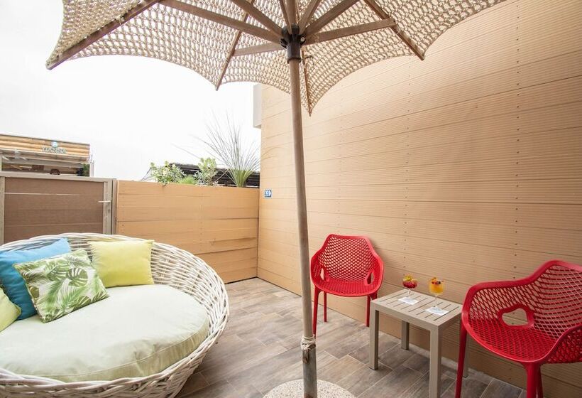 Номер Deluxe, Yianna Caravel Suites By Checkin Adults Only