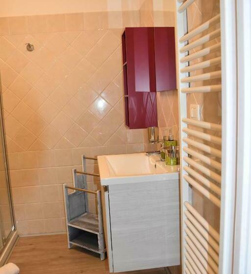 带1个卧室的带阳台的公寓, Bb Ombretta