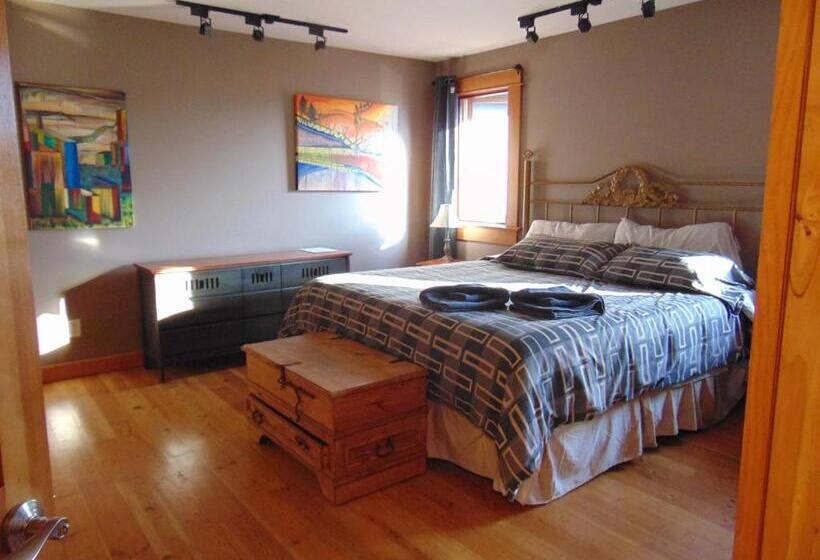 带大床的标准间, Paradise Acres Ranch