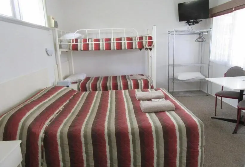 ファミリールーム, The Highlander Motel   24hr Check In