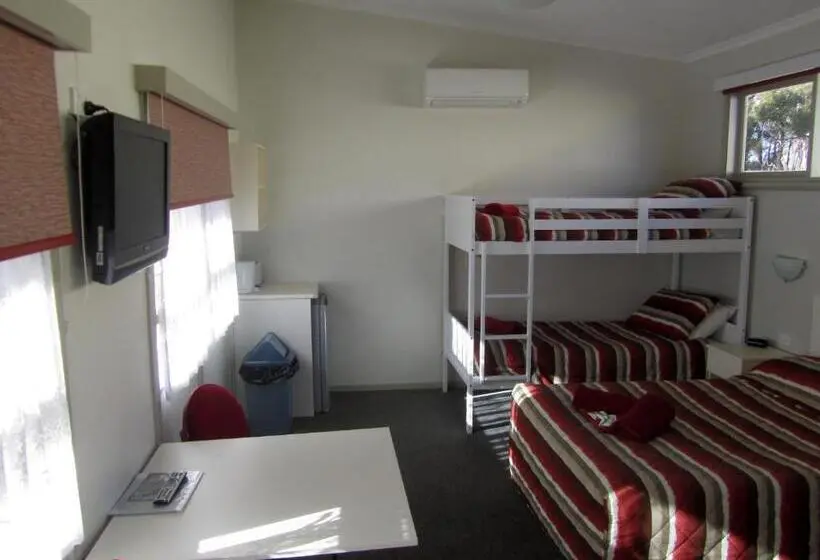 ファミリールーム, The Highlander Motel   24hr Check In