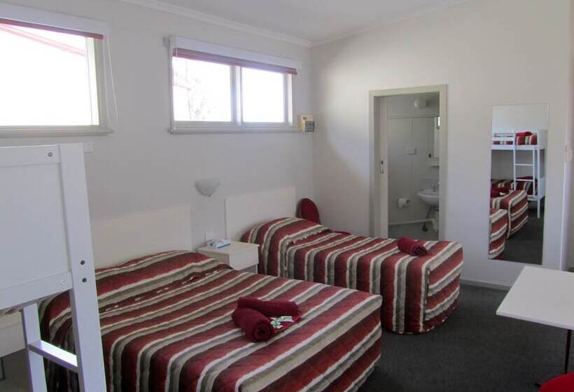 패밀리 룸, The Highlander Motel   24hr Check In