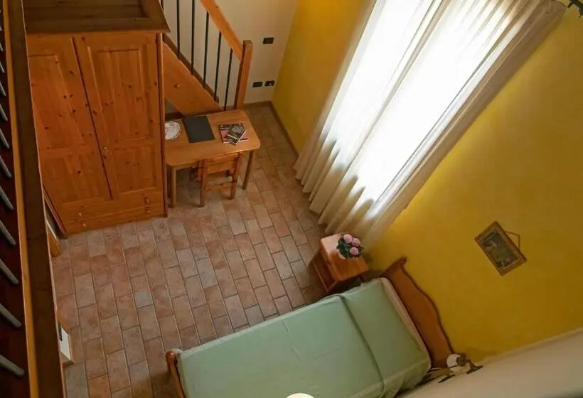 スタンダードトリプルルーム, Agriturismo Il Palazzone