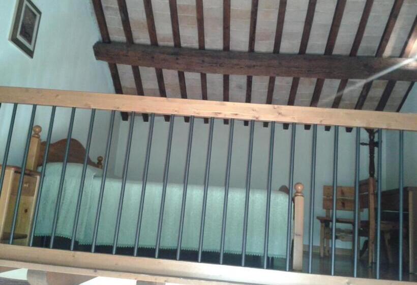 חדר סטנדרט לשלושה, Agriturismo Il Palazzone