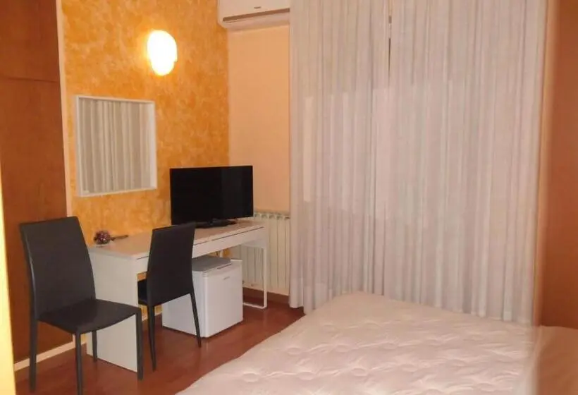 اتاق استاندارد, Albergo Roma