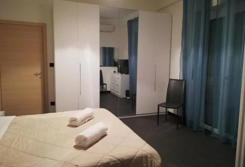 آپارتمان 1 خوابه, Albergo Roma