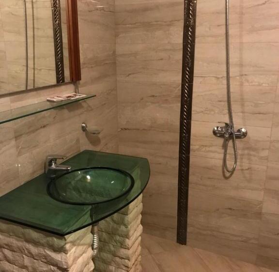 חדר דופלקס, Complex Katalina