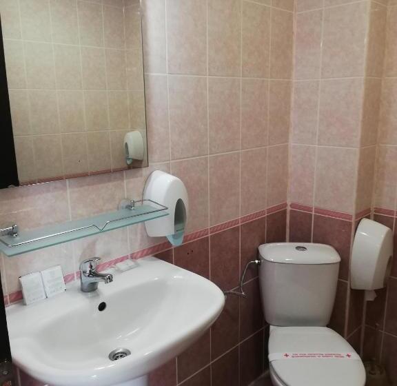 חדר סטנדרט, Heat Complex Family