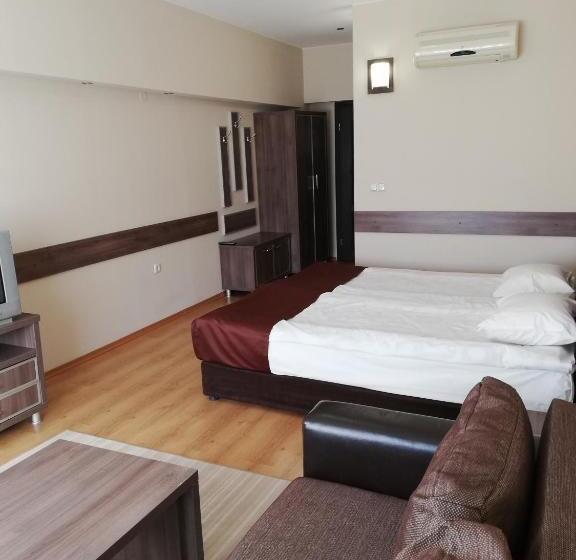 חדר סופריור, Heat Complex Family