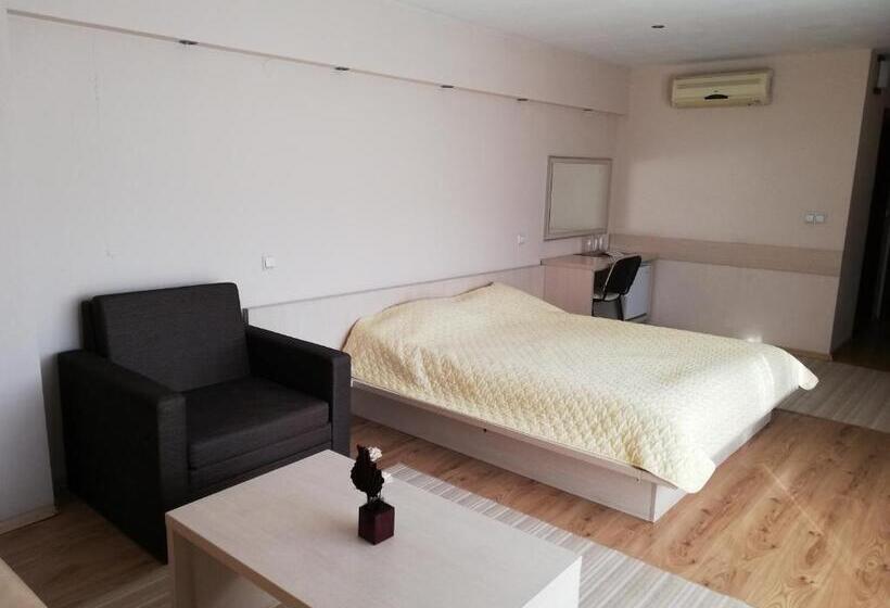 סוויטת ג'וניור, Heat Complex Family