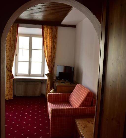 חדר סטנדרט, Krone