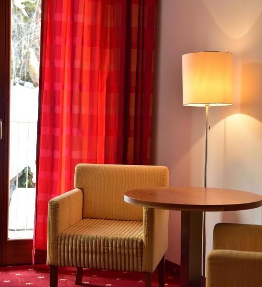 חדר סטנדרט לשלושה, Krone