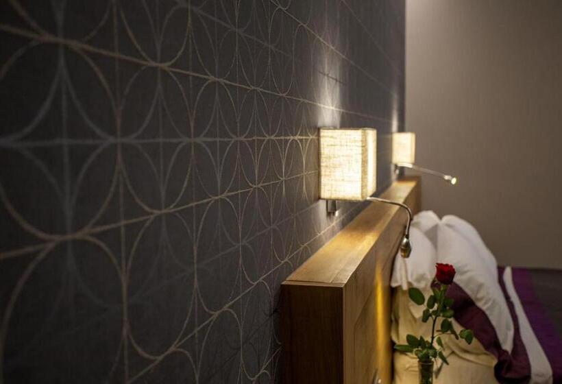 חדר סופריור לארבעה, La Vigna