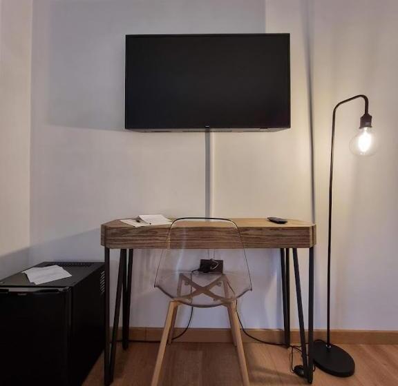 اتاق استاندارد یک نفره, Olimpia