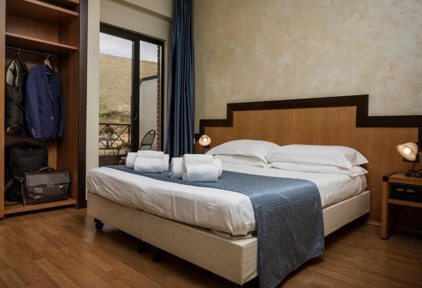 اتاق استاندارد یک نفره, Olimpia