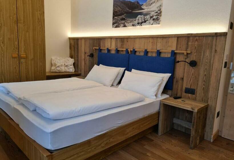 Номер Стандарт, Piedibosco