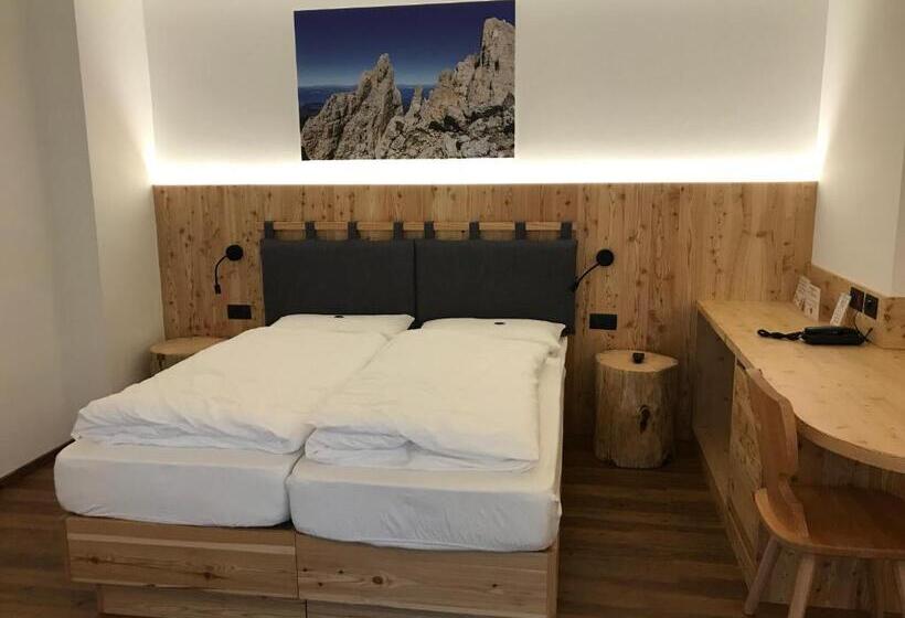 اتاق سوپریور سه تخته, Piedibosco
