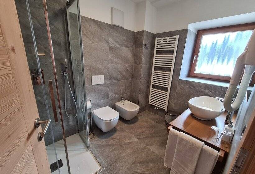 Трехместный Номер Superior, Piedibosco