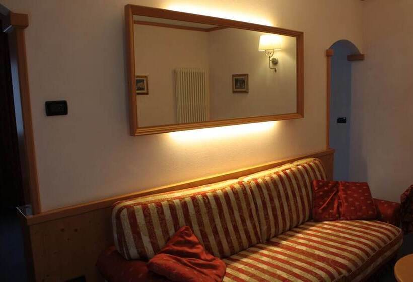 סוויטת ג'וניור, Primiero