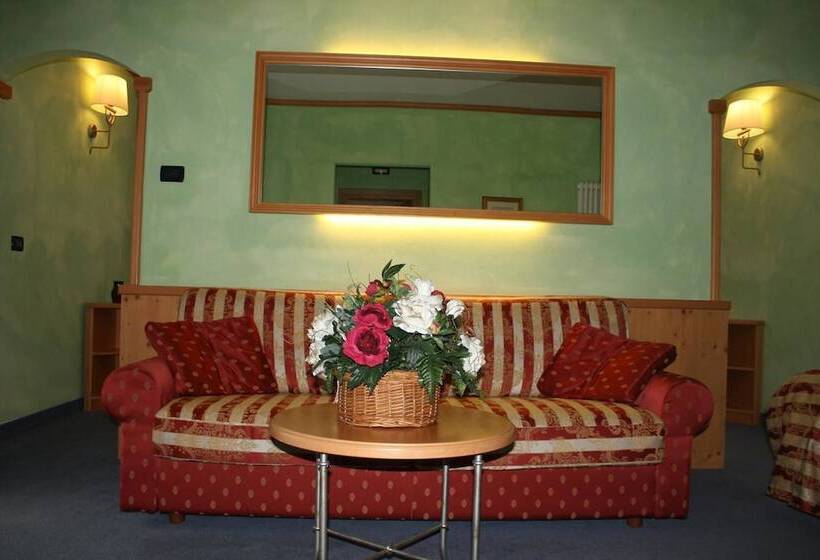 סוויטת ג'וניור, Primiero