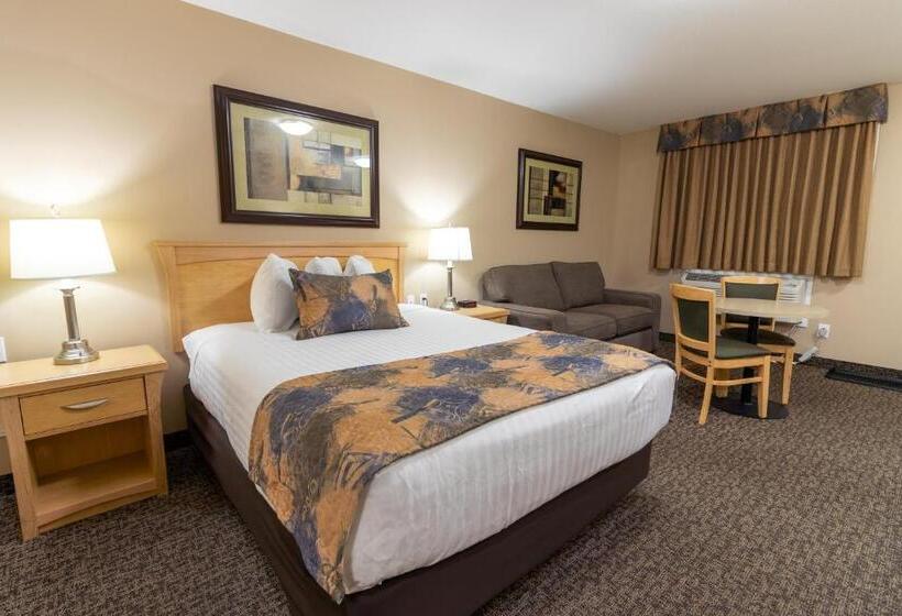 Deluxe Suite, Bcminns  Fort Mcmurray  Rusty S