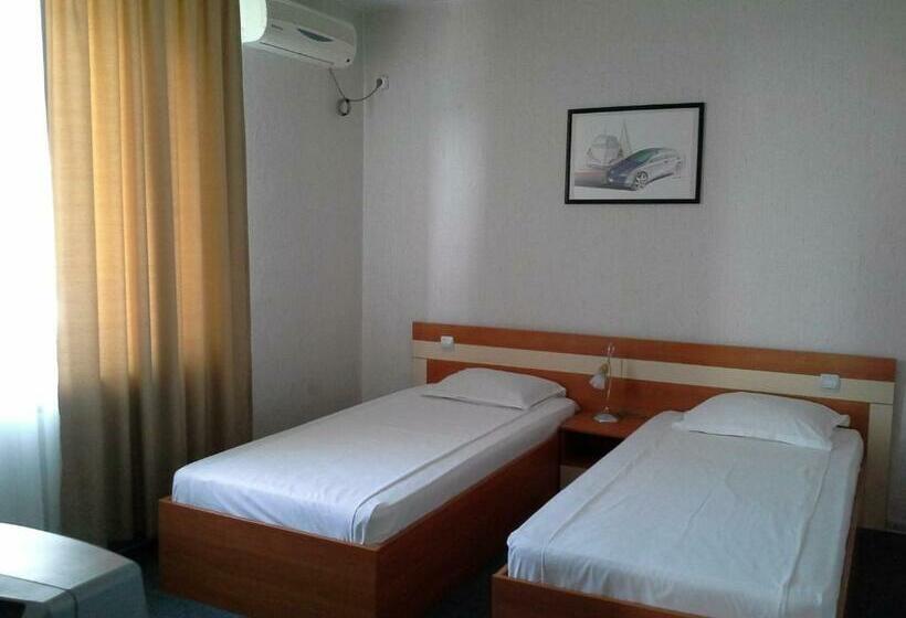 غرفة قياسية, Motel Monza