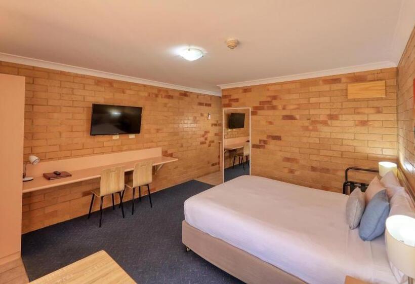 اتاق لوکس, North Parkes Motel