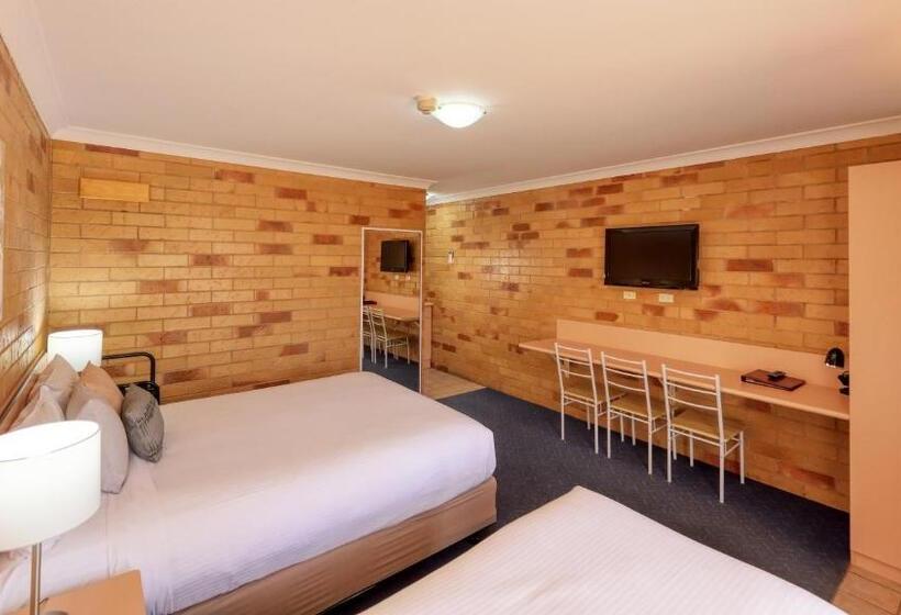 اتاق لوکس, North Parkes Motel