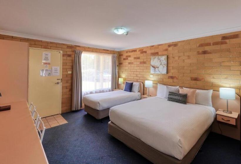 اتاق لوکس, North Parkes Motel