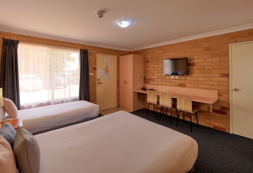 اتاق لوکس, North Parkes Motel