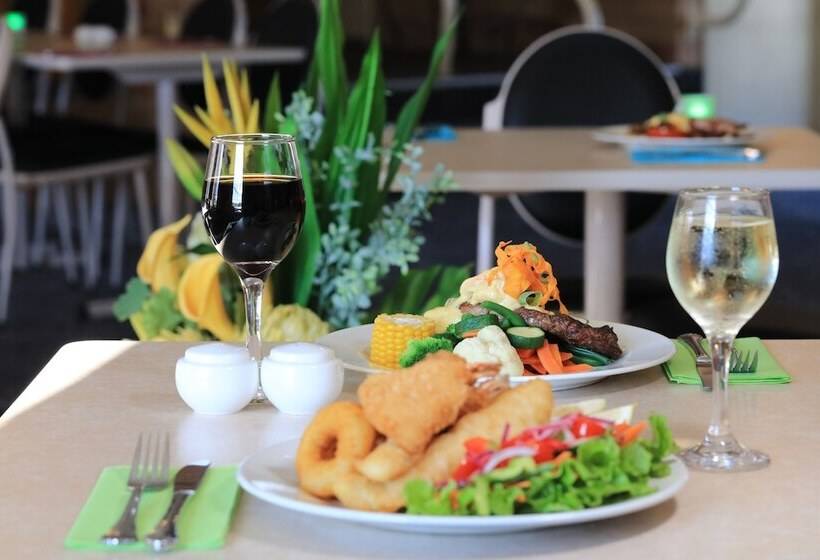 اتاق اجرایی, North Parkes Motel