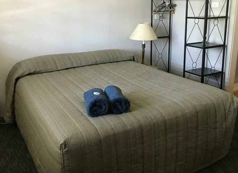 חדר סטנדרט, Oasis Motel