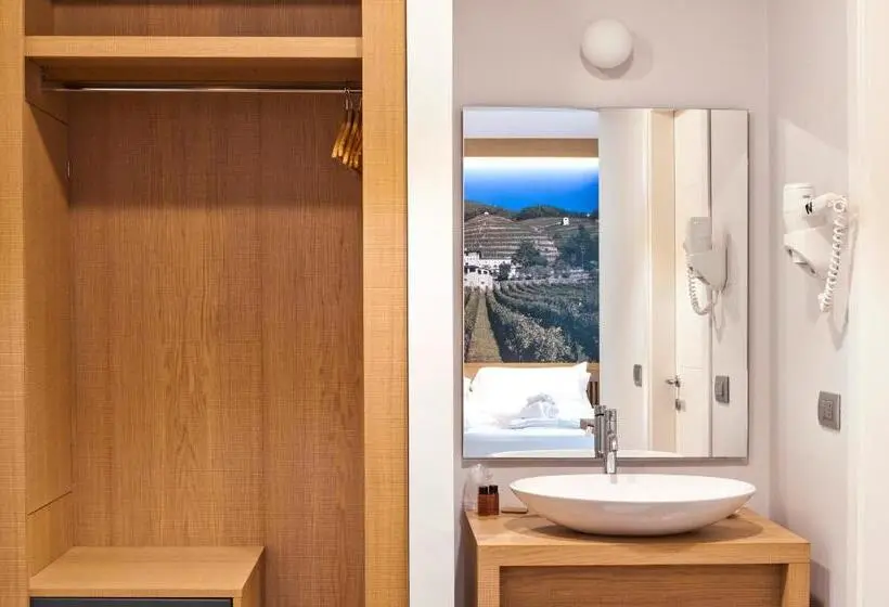 コンフォートルーム, Wine Hotel Retici Balzi
