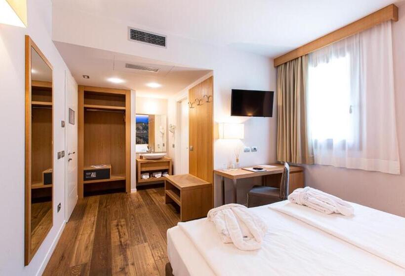 컴포트 룸, Wine Hotel Retici Balzi