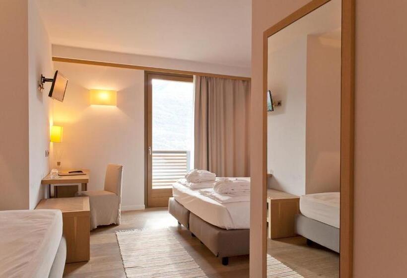 Полулюкс Одноместный с Террасой, Wine Hotel Retici Balzi