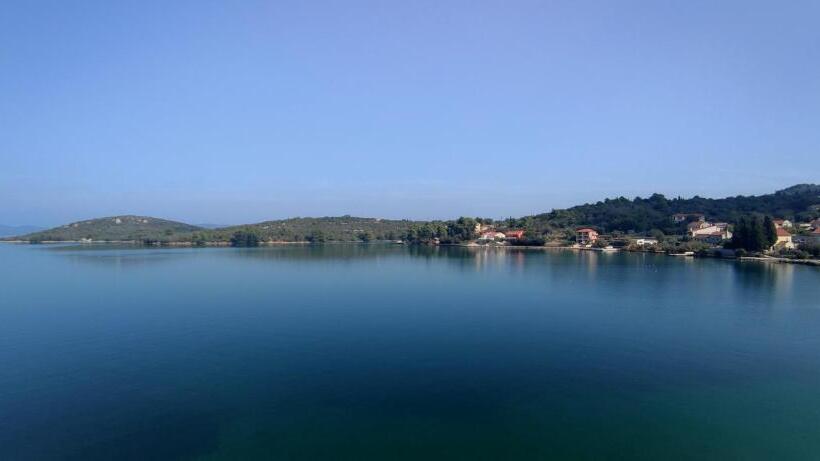 Triple Room Sea View, Pansion Alen Dugi Otok